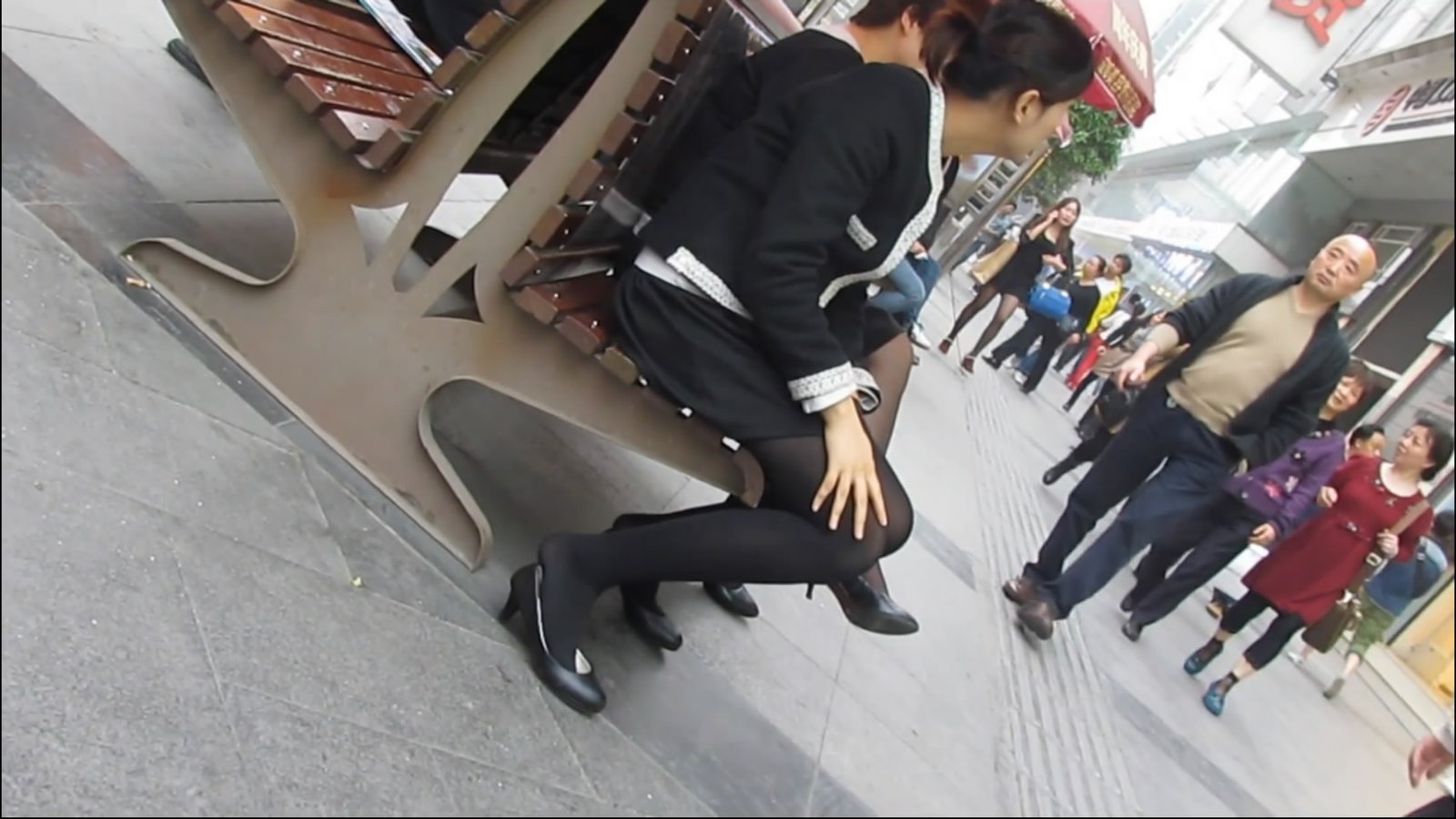 streetsnapshoep[00 01 14][20181209 204109 4]